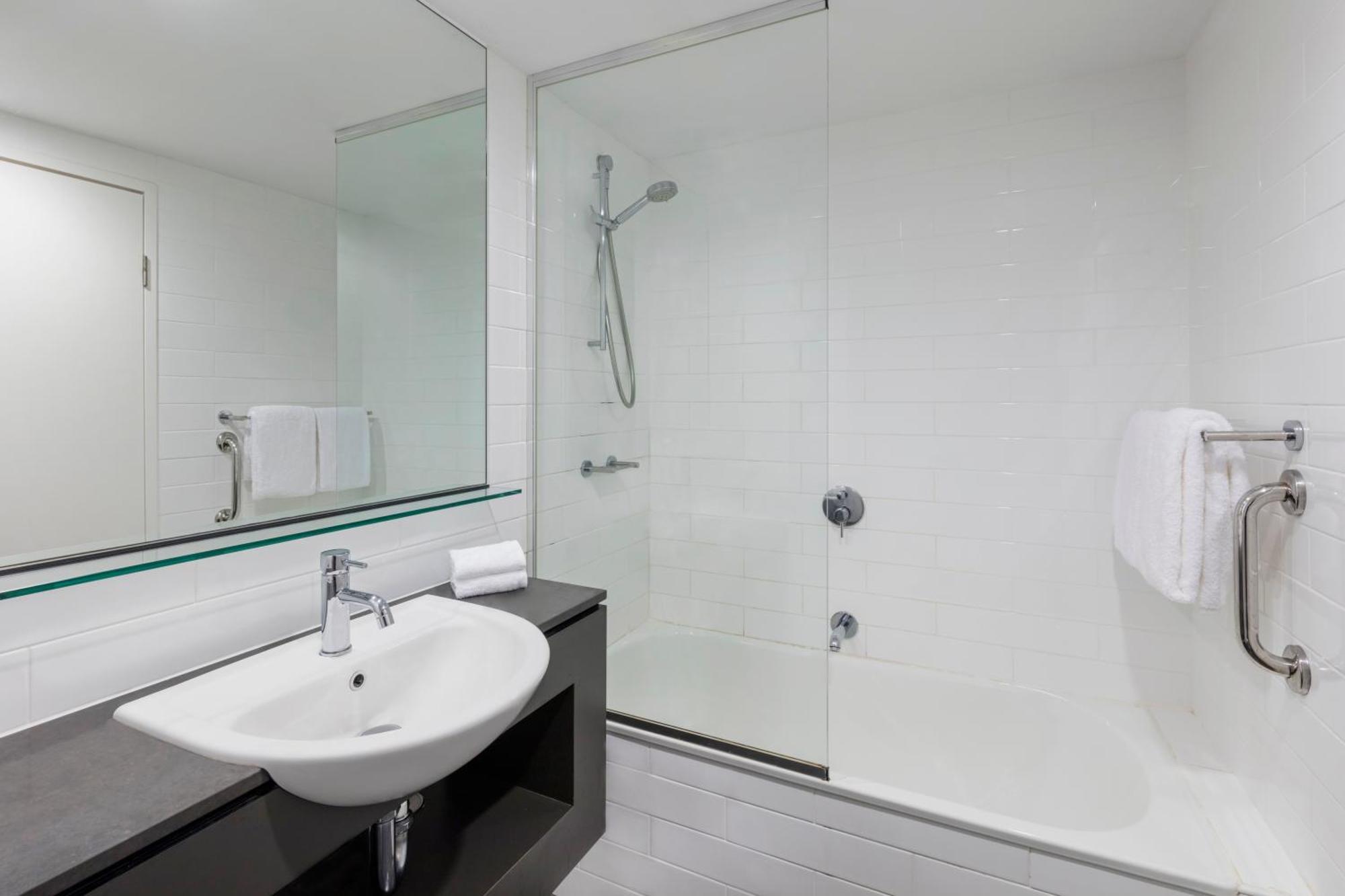 Vibe Hotel Darwin Waterfront Esterno foto