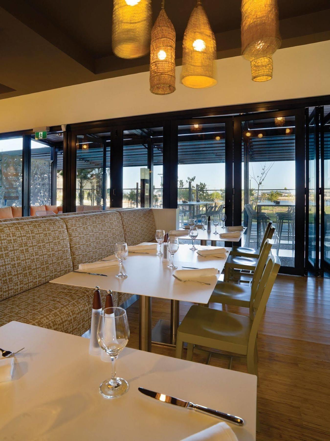 Vibe Hotel Darwin Waterfront Ristorante foto